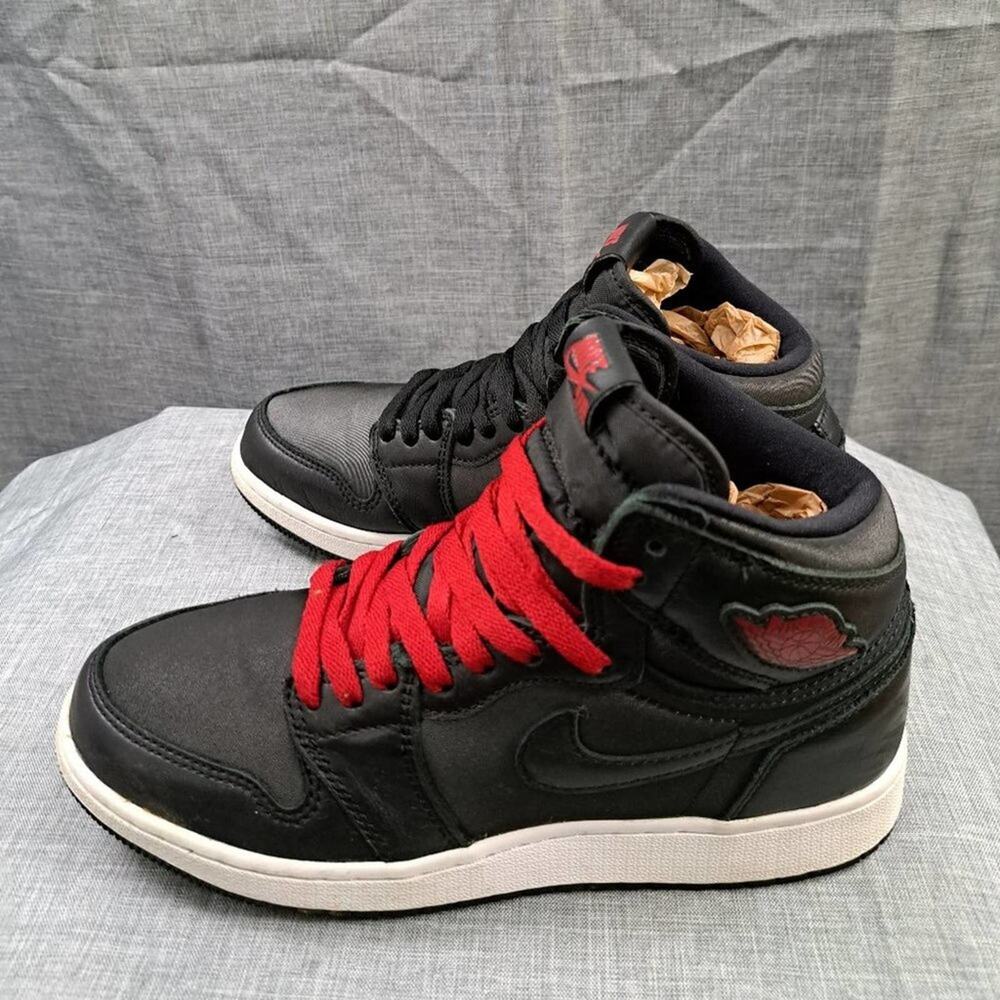 %Nike Air Jordan 1 Retro High OG Black Gym Red 575441-060 Youth Sz 6.5Y / AJ10